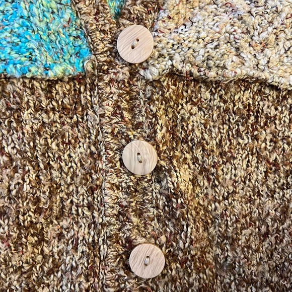 Sold‎ out - Picture 3 of 8